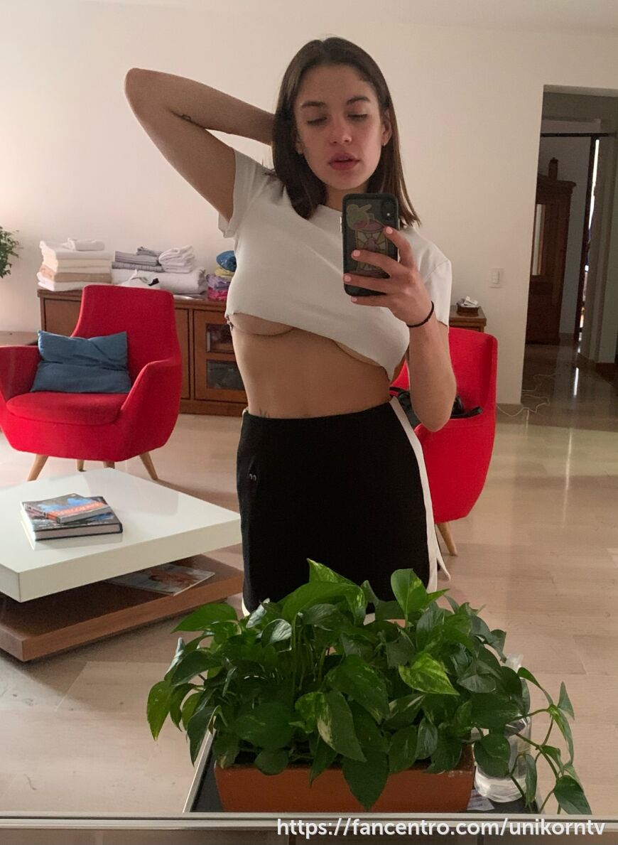 🚨Everyone will win something fun, but ONE of you will win a Custom Video from me!🚨  Tip $10 and your name will go into a drawing.  If you win, I will film a custom video for you worth $150.00.  If you do not win, I will send you a FREE pre-made vide 1