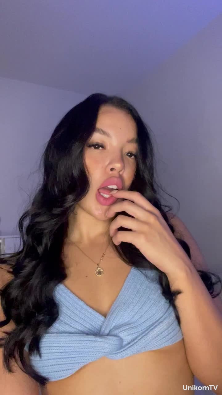 Hey babe, I'm waiting for you to have some fun and show you more... 🥵 1foreground