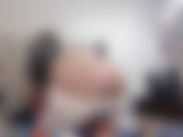 Is my shirt on right? - post hidden image