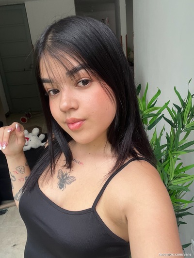 My perky tits are calling for your lips, come closer. 🍒💋