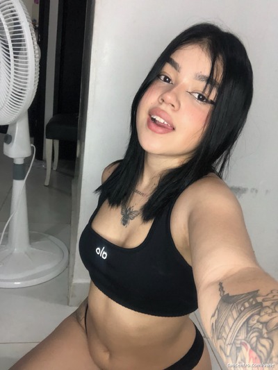 I’m so fucking wet, my ass needs your grip now. 🍑😈