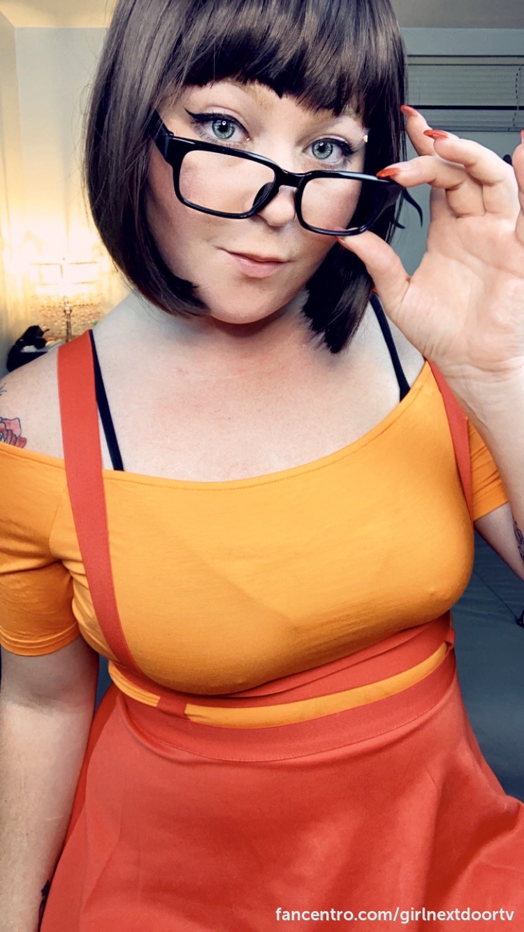 Velma Cosplay 1