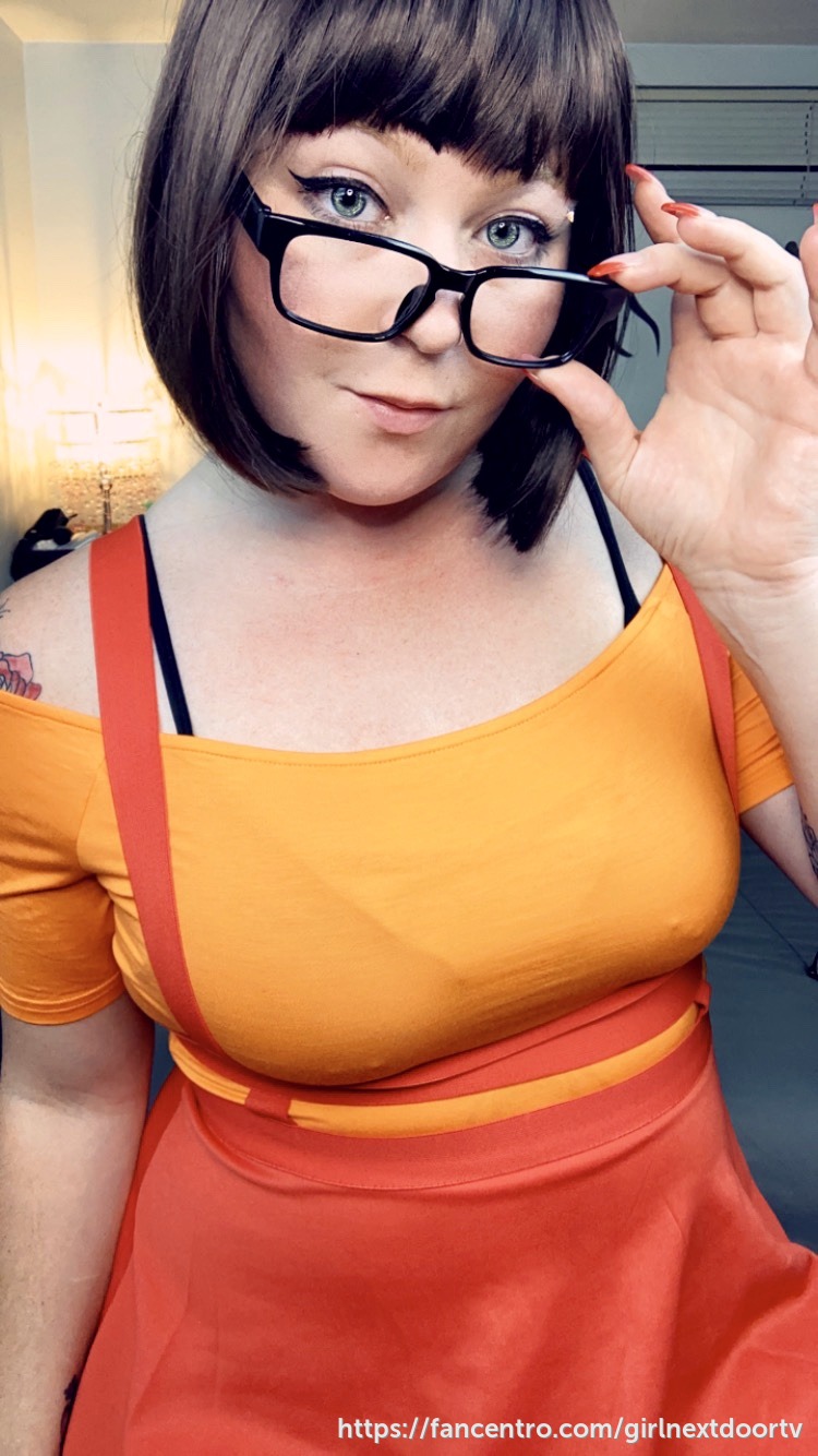 Velma Cosplay 1