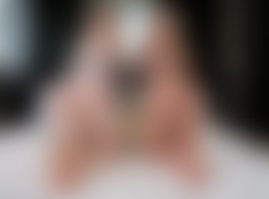 Chloe ❤️ - post hidden image
