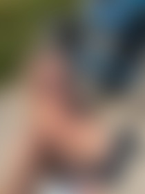 Zal ik een geile video met een 🚜 maken?🤪😏 hihi - post hidden image