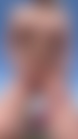 Naakt in het gras spelen 🌱🥵😈 - post hidden image