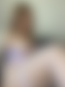 Serving spice and stealing stares 😘 - post hidden image