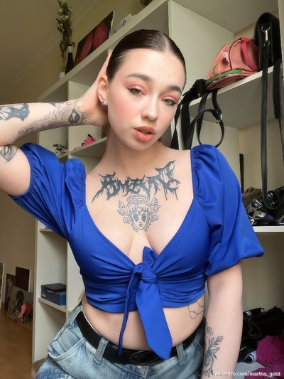 Exclusive peek into my private world 😉 – raw, real, and irresistibly flirty; see for yourself