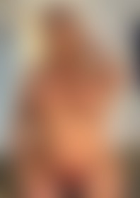 Remove the 🔥🔥 - post hidden image