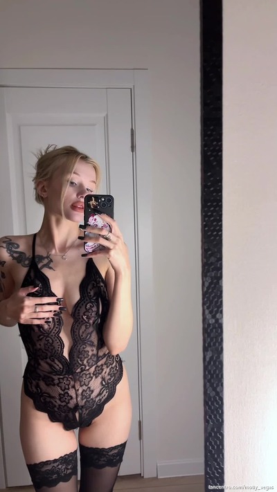 Step into my secret realm 😘 – fresh, intimate content live now; join the journey