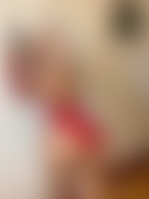 Ik ben de verleiding die je niet kunt weerstaan, hoe hard je ook probeert, je wilt me neuken. 💋 - post hidden image