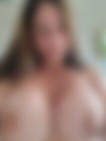 Good morning guys😘 Wish you all a great weekend😘 - post hidden image