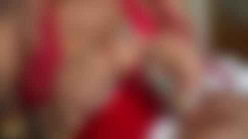 santas helper needs a favor 🎅🏾🎄💅🏽 - post hidden image