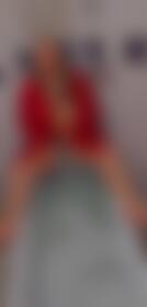 Zo ben ik even lekker bezig onder de douch!! Straal lekker op mijn wet pussy.. ik tril er helemaal van.😋😋😋🥵🥵🥵 - post hidden image