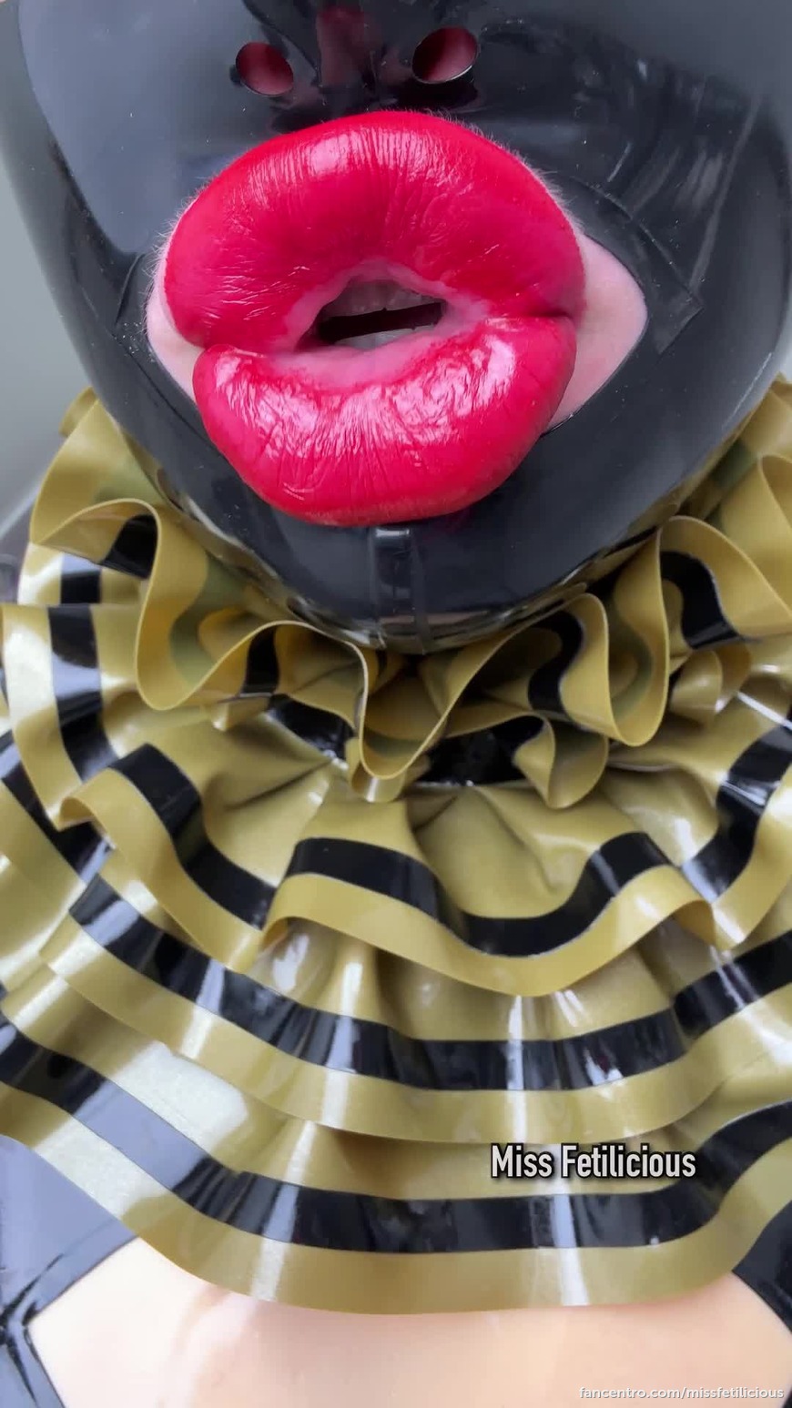 💄❤️👄 1foreground