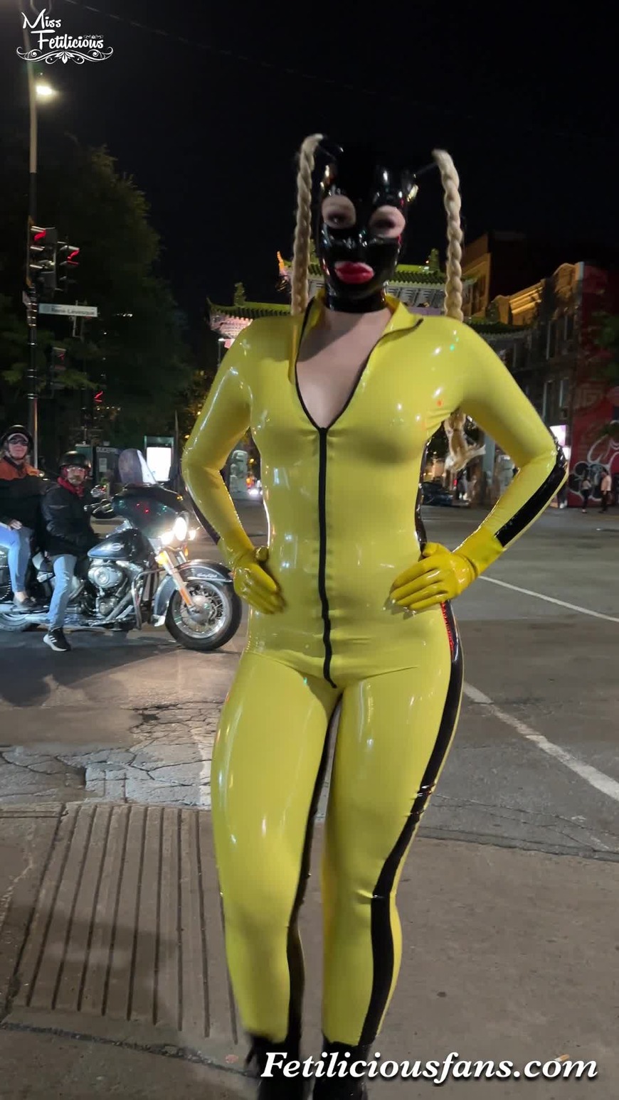 Latex in public in Montreal