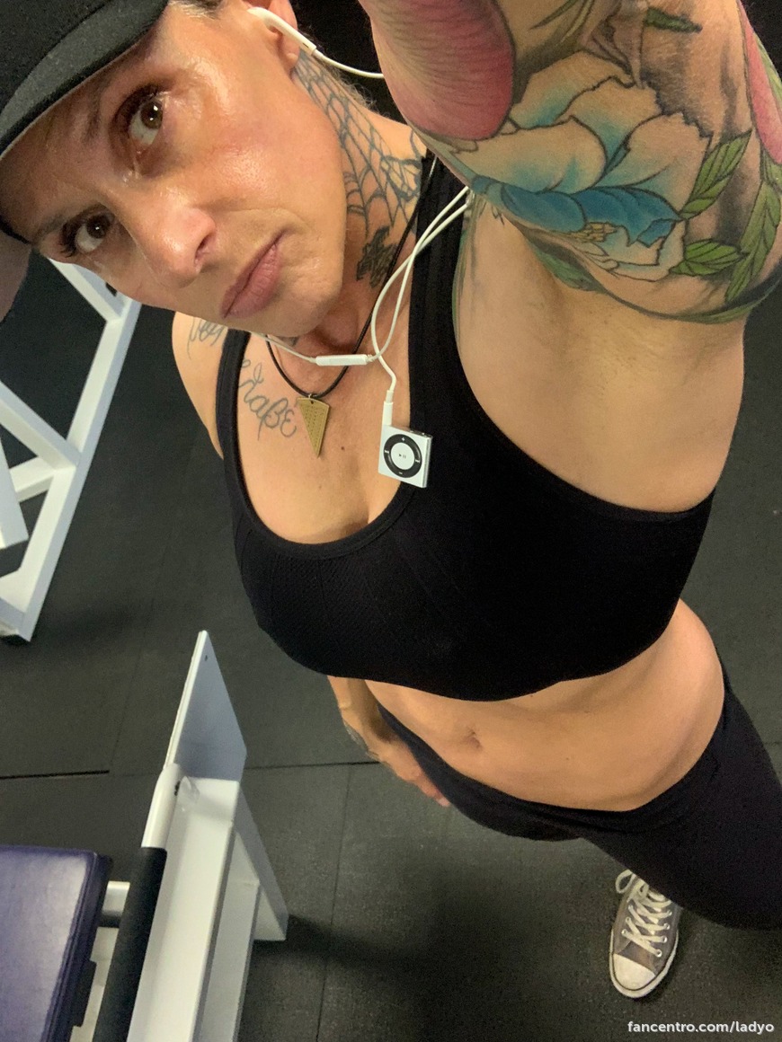 Gym selfie 1