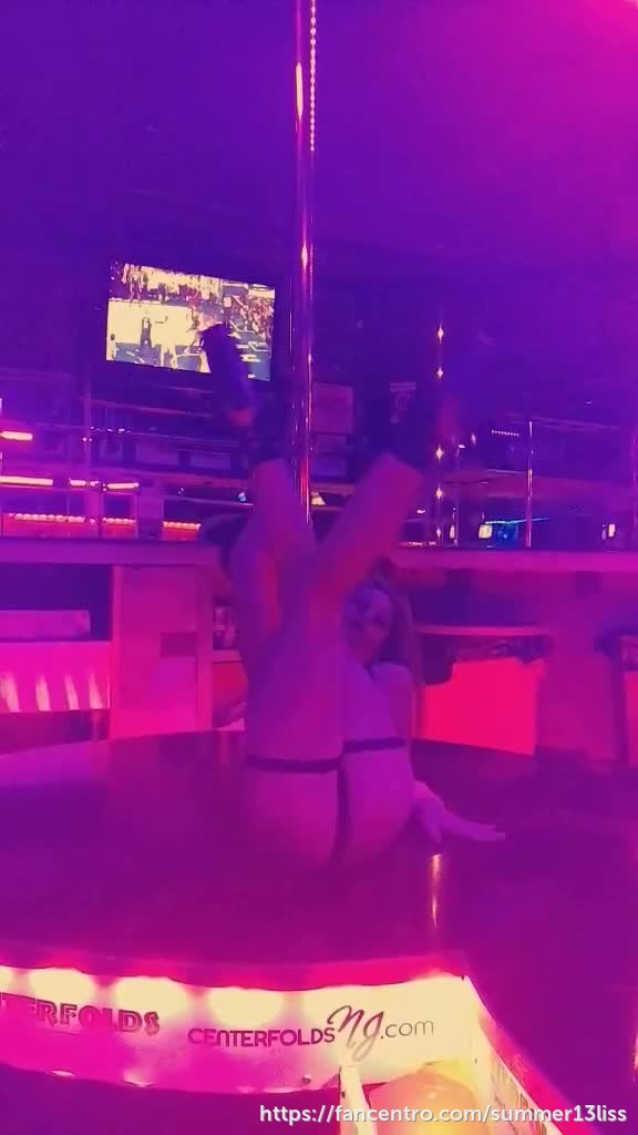 I'm in love with a stripper 1foreground