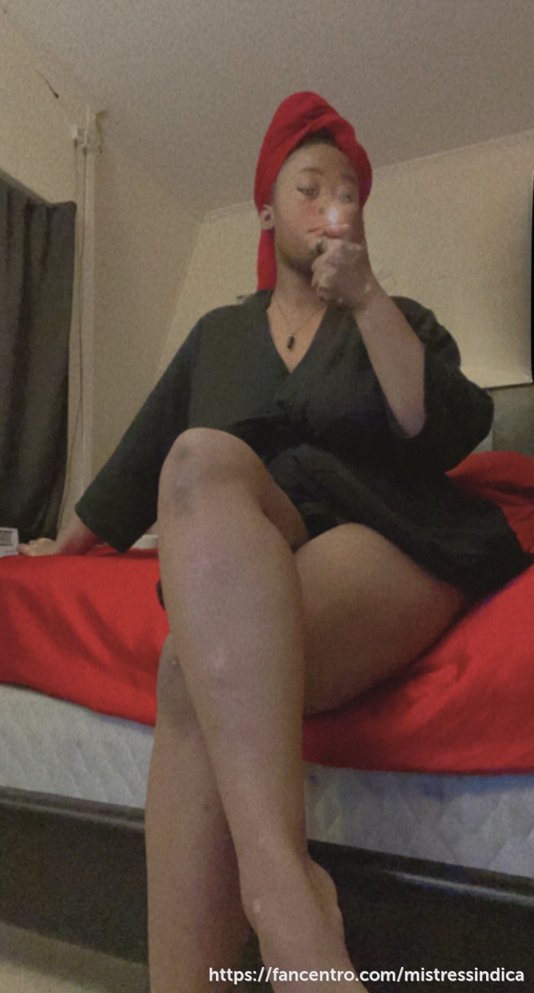 Anyone up for a smoke & spin with your mistress? 1
