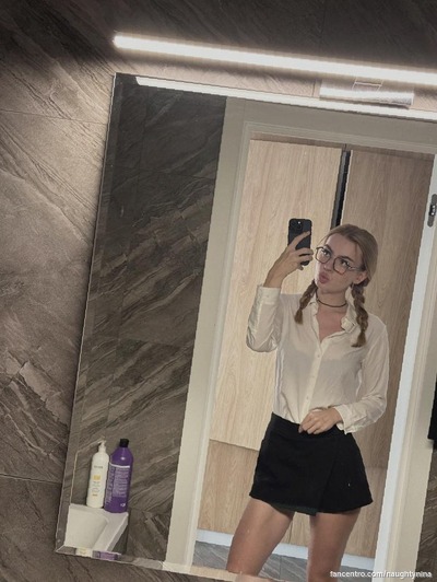 Join me for a naughty night. 😘✨