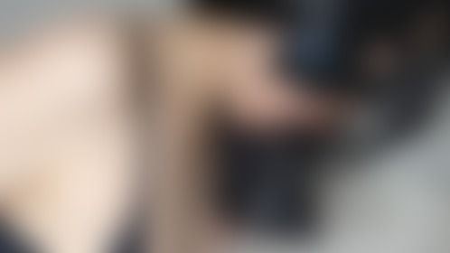ジュルジュル音をたてておちんちんを舐めながら乳首でいっちゃったよ💕