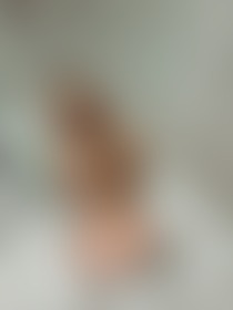 Wet and Wild in the Bath 💋 - post hidden image