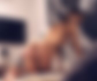 Feet anyone? - post hidden image