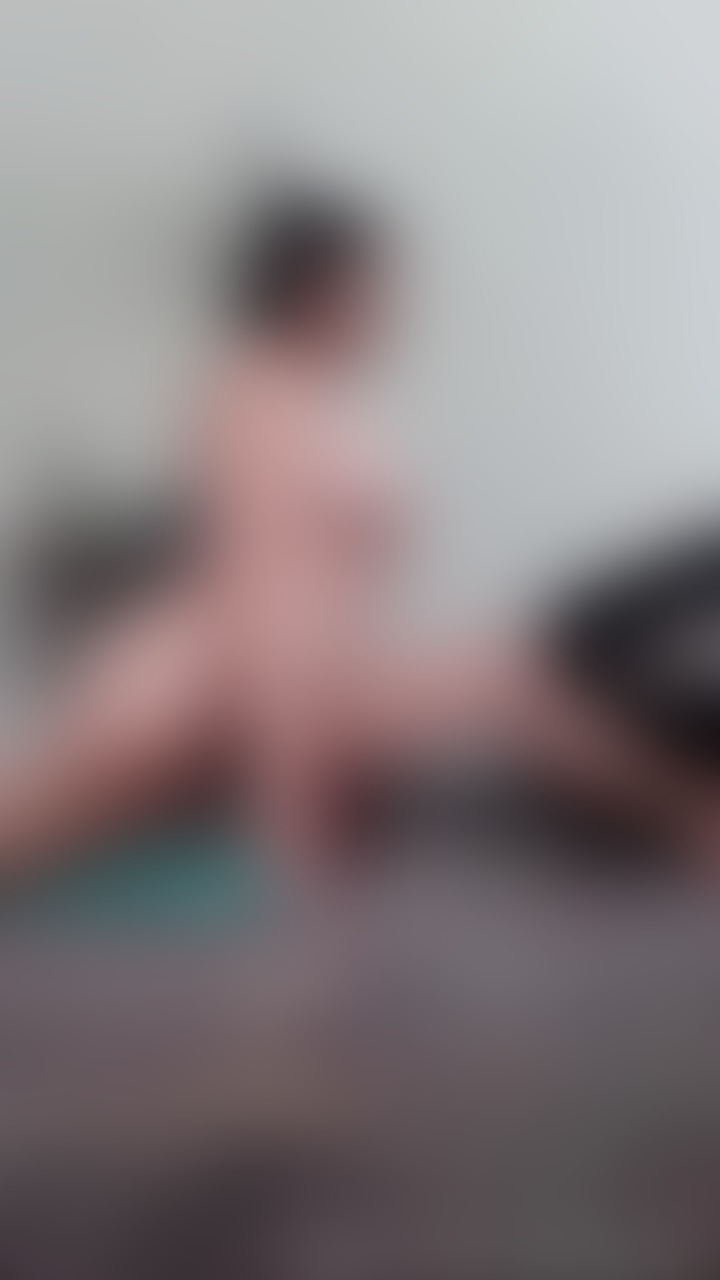 Yoga al desnudo 2 🧘‍♀️🔥 - post hidden image