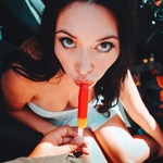 Helena Bella - profile avatar