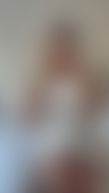 Hard nipples😏 - post hidden image
