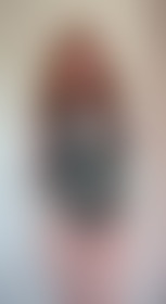 Hoe zou je reageren als ik zo vooor je zou staan? hihi 🙈🙈🙈💋 - post hidden image