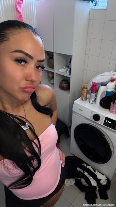 POV: Je ligt naast me in bed.🙈