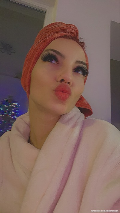 My whispers make the night feel shorter 😈💋