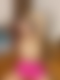 Pink Heat Incoming 💓 - post hidden image