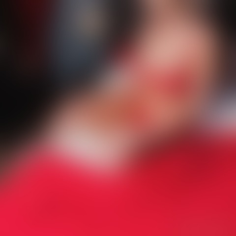 You can stay, but your clothes must go! 😋 - post hidden image