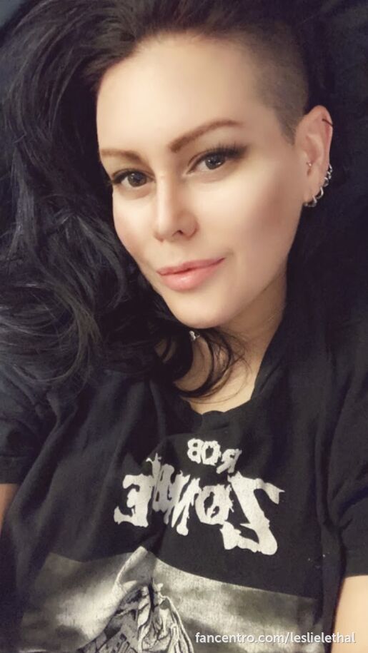 Leslie Lethal Pictures and Videos & similar of @leslielethal fancentro profile - EroThots