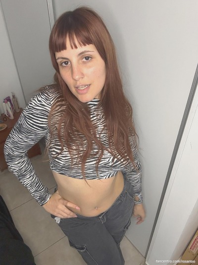 My curves are teasing, wanna find out how soft I am? 🍑💋