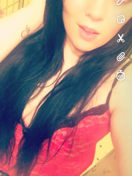 Ronnie Mckellar I am 22 yrs of age I love to have a great conversation and brighten your day try to relive you from your stressful day so please do not hesitate to be joined to my private account so much more is yet to be viewed!