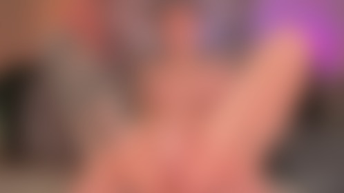 Liberty_Xo Fingering her Pussy hard 🥵🔞 - post hidden image