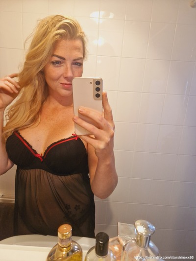 Zullen we vandaag extra naughty zijn? 💋