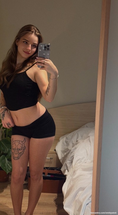 Crave my juicy secrets? Let’s dive. 💦🌶️