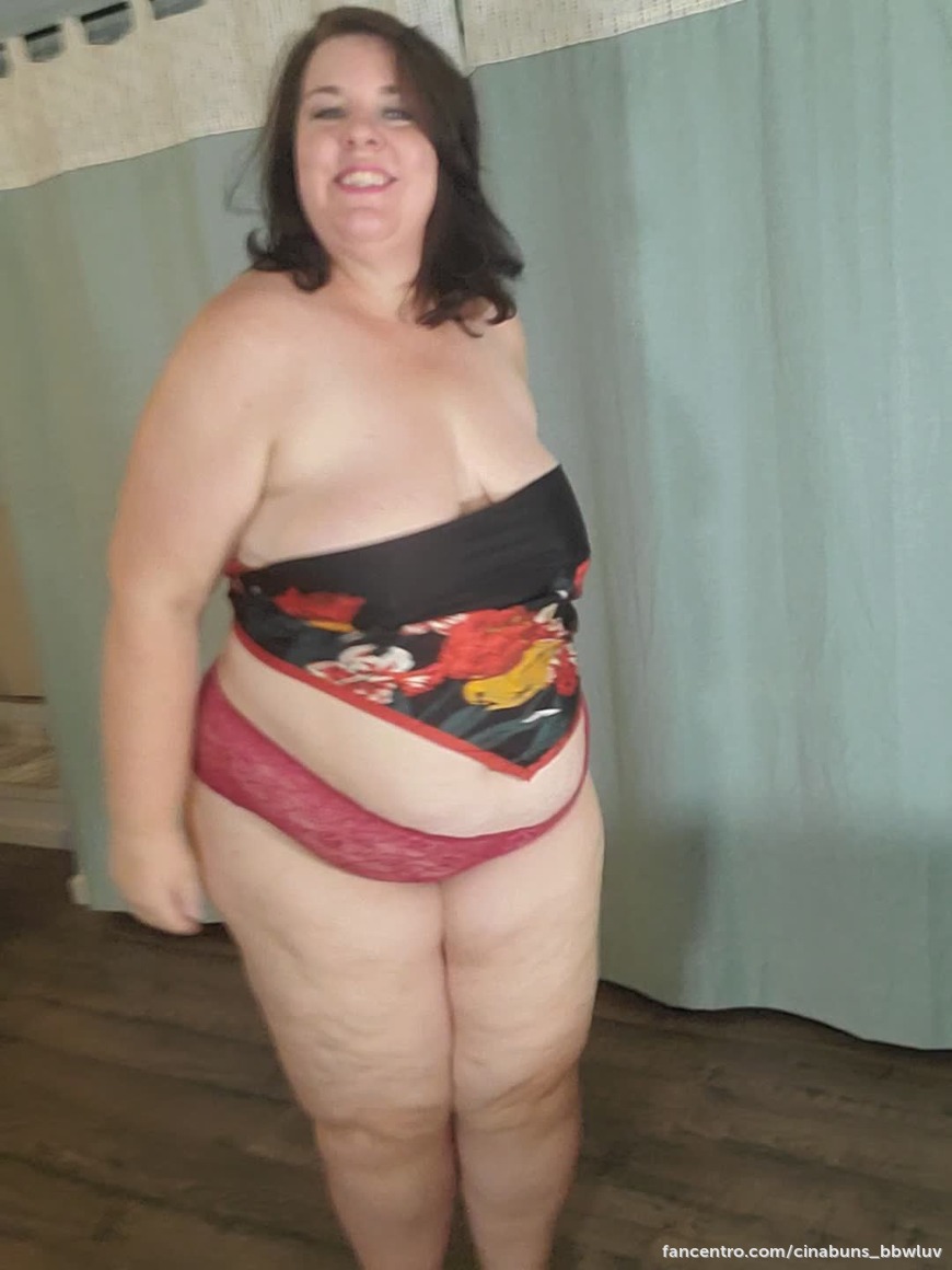 BBW sexy curves in motion 1foreground