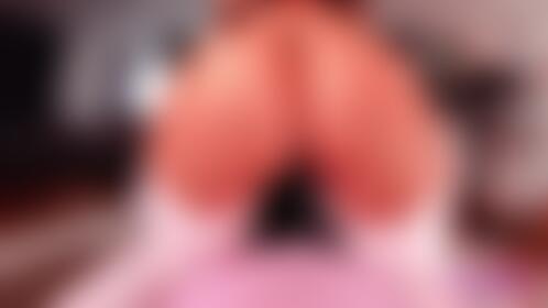 Wanna take a bite? 🍑 - post hidden image