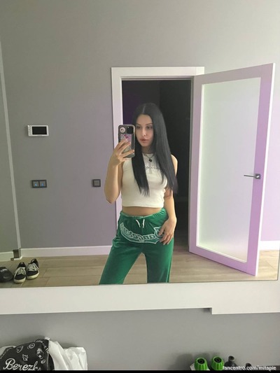Tittyfuck ze en zuig ze