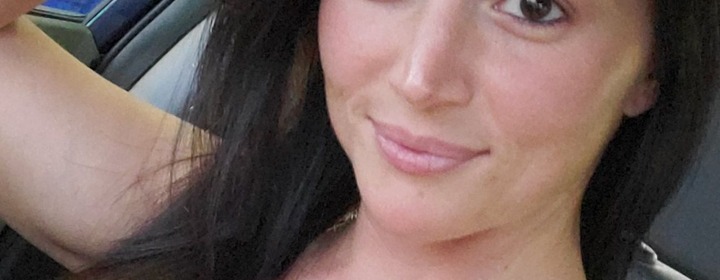Bella_Rose1110 - profile image