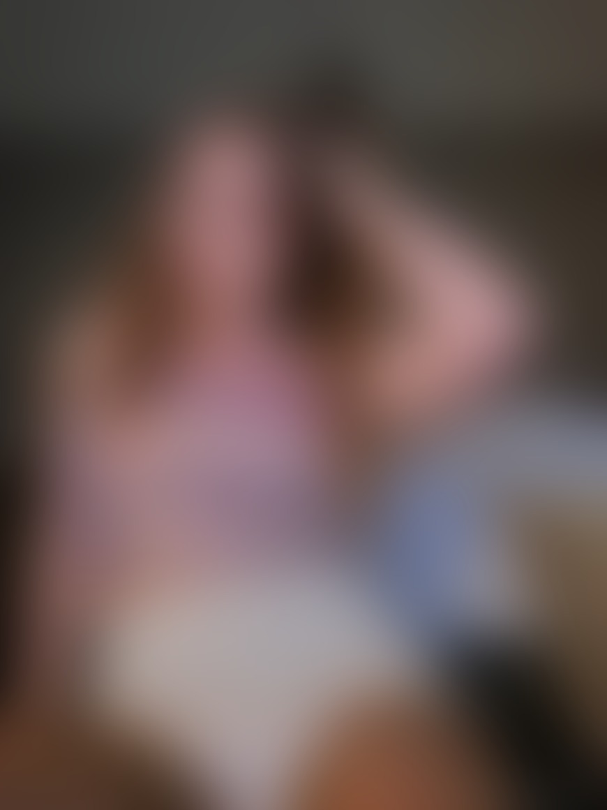 Als je nu fan word, krijg je twee gratis exclusieve geile filmpjes uit mijn VIP collectie & een geile dickrating helemaal gratis !!🤫😜 - post hidden image
