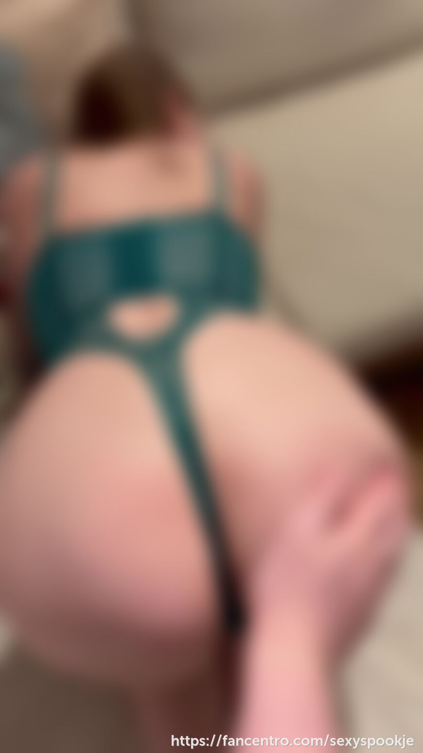 Who doesnt love a good slomo spank?🤭 1