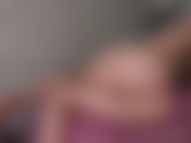 Who wants to play with me? - post hidden image