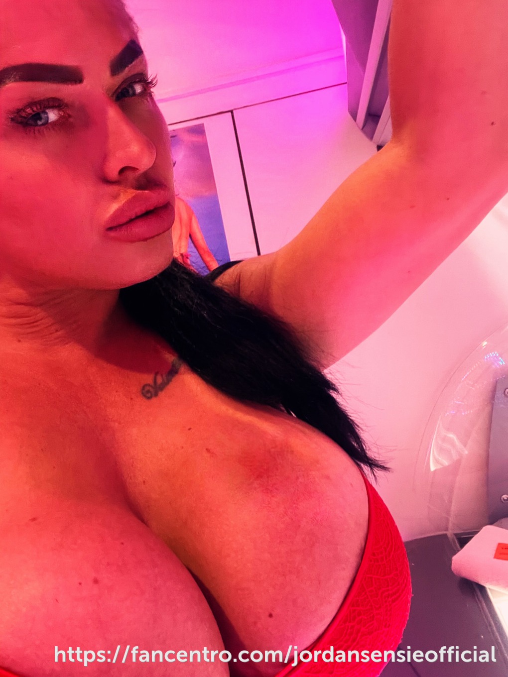 Solarium Time, Wanna see My pussy be a member today! - JordanSensieOfficial  - Fancentro