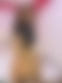 Turned away, but totally in control😏🔥 - post hidden image